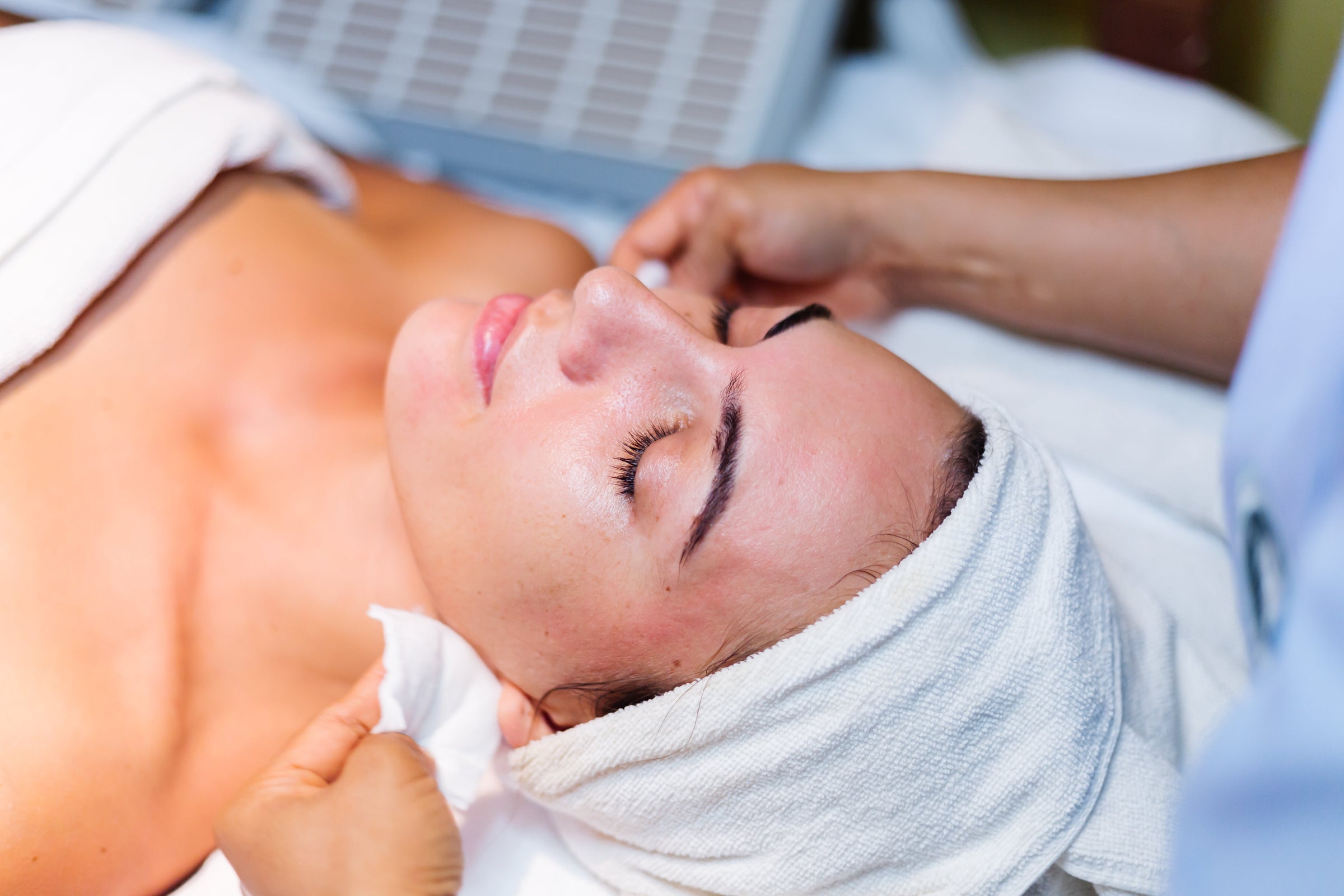 Deep Cleansing Facials